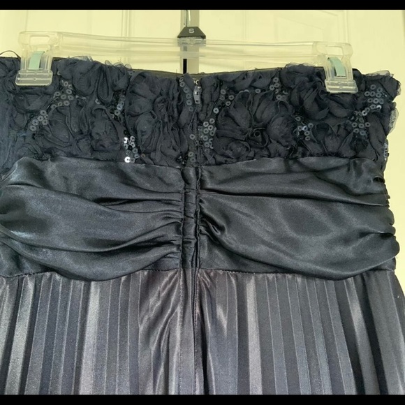 Prom Dress - Picture 3 of 4